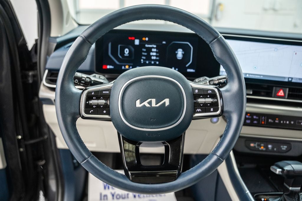 2025 Kia Carnival SX