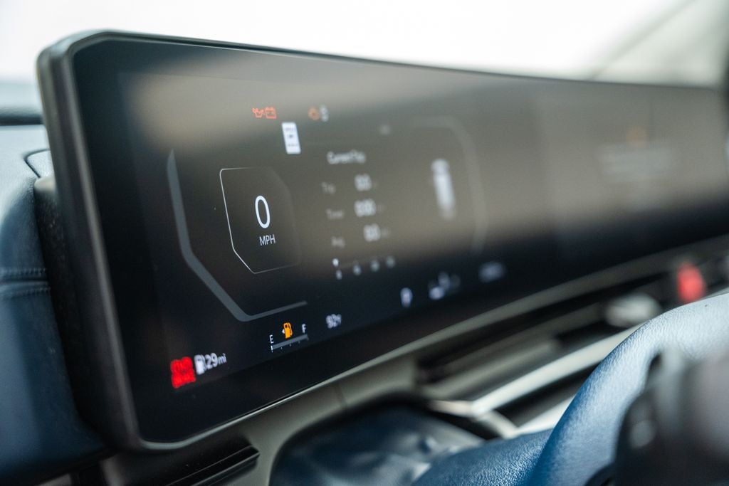 2025 Kia Carnival SX