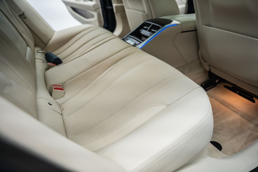 2022 BMW 8 Series 840