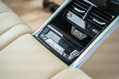 2022 BMW 8 Series 840