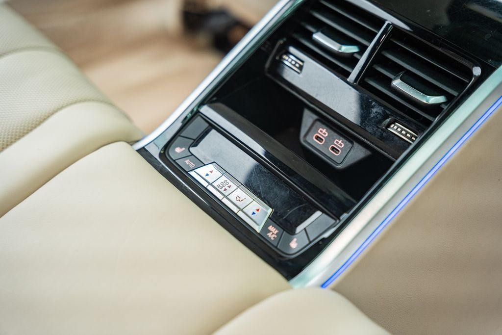 2022 BMW 8 Series 840