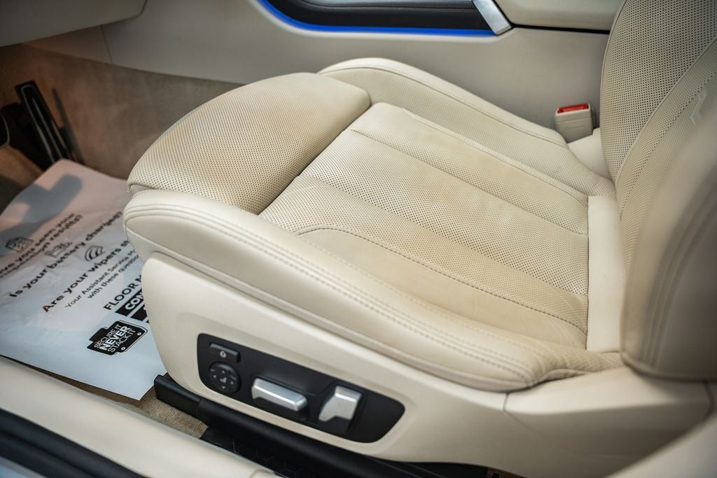 2022 BMW 8 Series 840