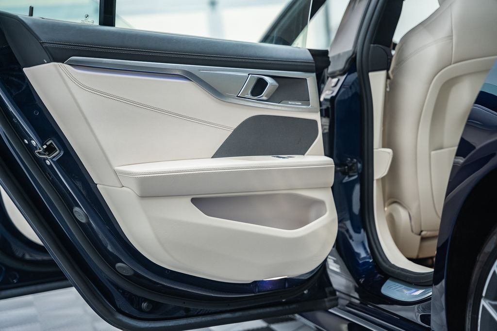 2022 BMW 8 Series 840