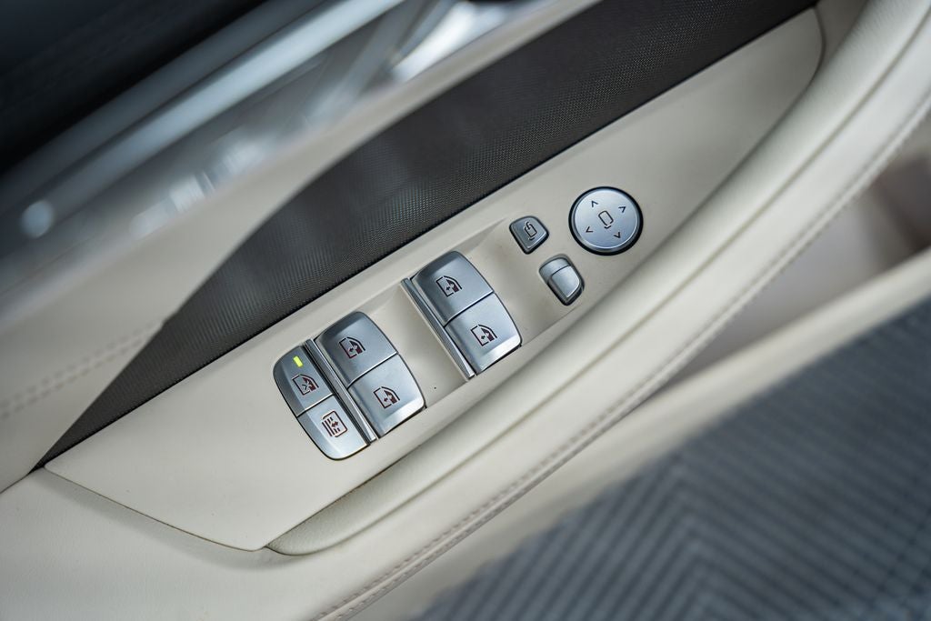 2022 BMW 8 Series 840