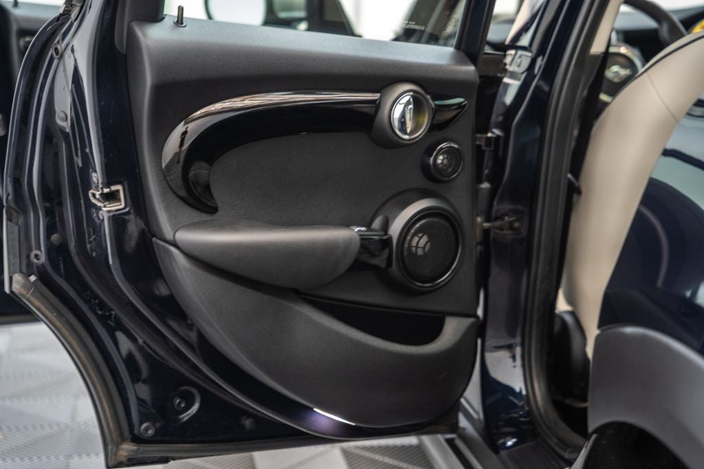 2020 MINI Cooper S Base